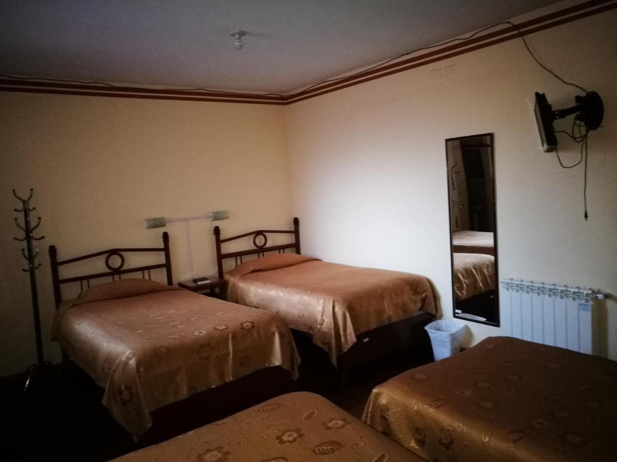 Julia Plaza Hotel Uyuni Eksteriør bilde